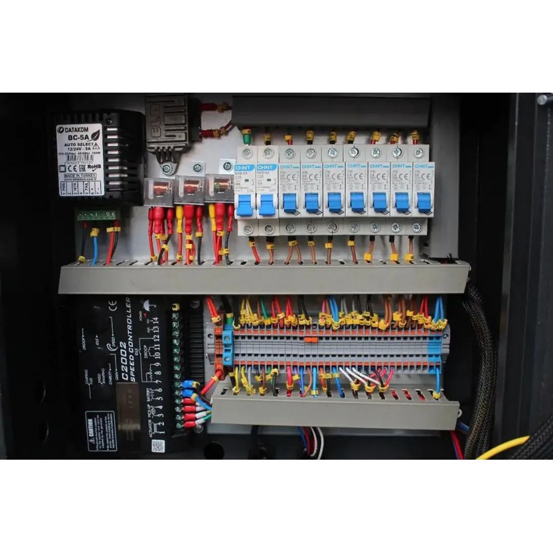Дизельний генератор UNIVERSAL UND-BD 250 KVA