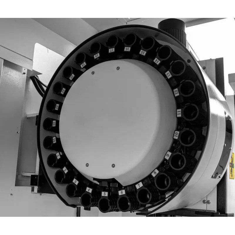 Обробний центр з ЧПК Cormak MILL 855