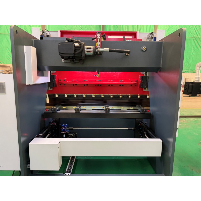 Електро-гідравлічний листозгинальний прес MAST CNC Machinen WE-70T/2500 з Syntec-630BA