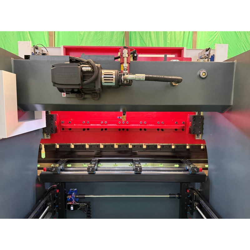 Електро-гідравлічний листозгинальний прес MAST CNC Machinen WE-70T/2500 з Syntec-630BA