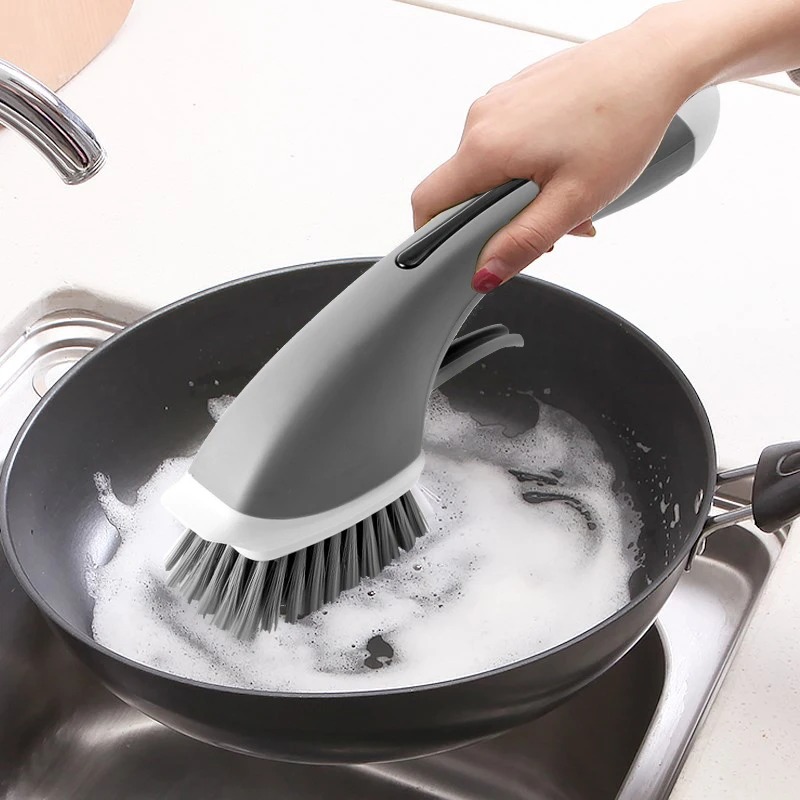 Щітка для прибирання з дозатором 150мл WMC-brush-2