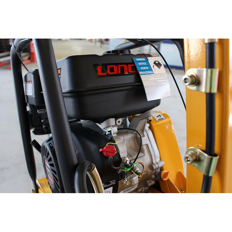 Бензиновая реверсивная виброплита Lumag RP160HPC (30,5кН)