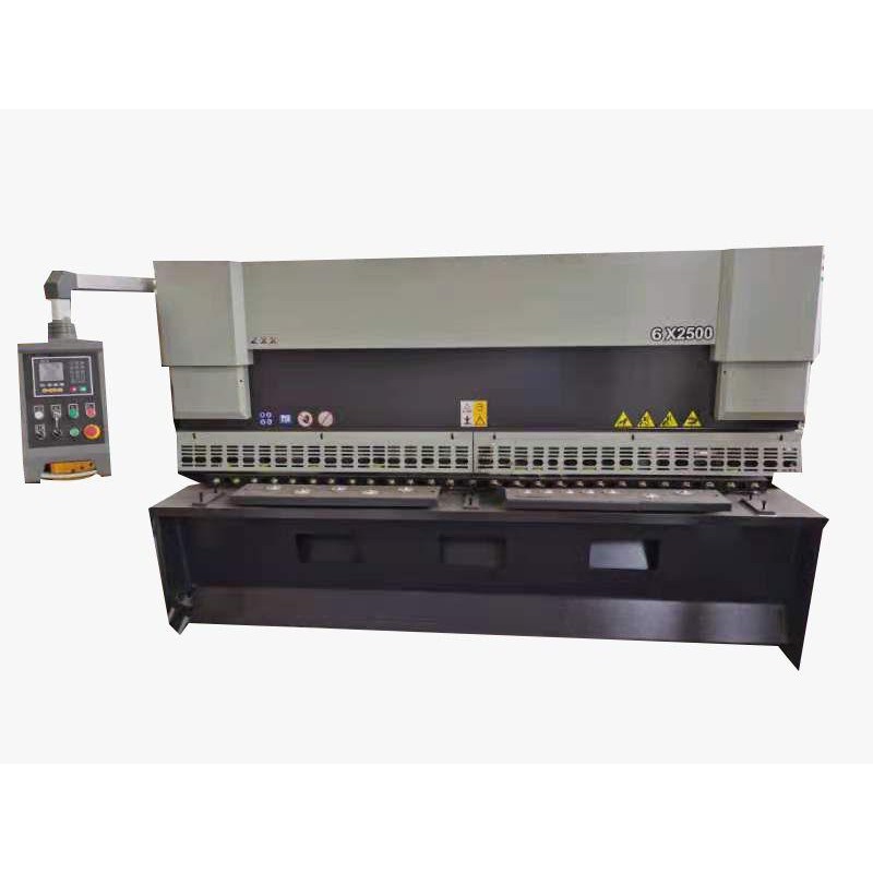 Гидравлические гильотинные ножницы MAST CNC MACHINEN QC11K-6X2500
