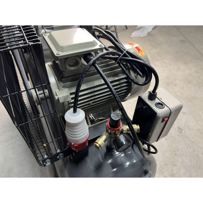 Поршневий компресор MAST TA65/100L 400V PRO