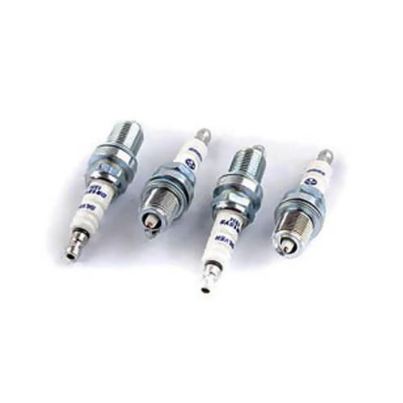 Свечи зажигания Daewoo Lanos, Nexia, ВАЗ 1117, 1118, 1119 "Калина",2110, 2111, 2112, 2170, 2171, 2172 "Приора" (Silver DR15YS.4K; двиг 16 кл.; под газ) BRISK