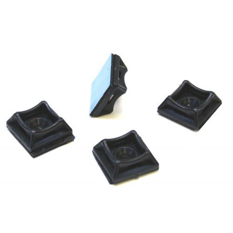 Майданчик універсальний 20х20 самокл. з отвором для стяжки шириною до 5мм чорна (пач 50шт) APRO