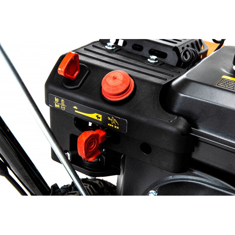 Підмітальна машина бенз. GTM SW600, 6к.с., ширина щітки 600мм, діаметр 345мм, 5вперед/2назад