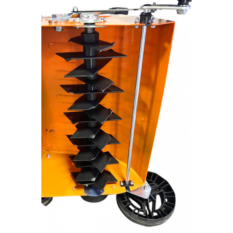 Скарифікатор бензиновий GTM GC-SC 2240 P-1, 5,6к.с., ширина обробки 40см, травозбірник 45л