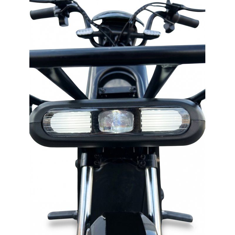 Скутер акумуляторний GTM X- CAR_GO, 60В, 800Вт, Швидкість - 45км/год, запас ходу - 60км