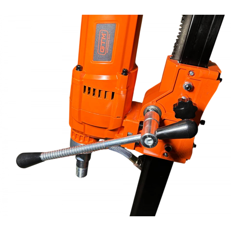 Бурильна установка BMK-202AC 4,2 кВт 658об/хв зі стійкою та нахилом 45° GTM