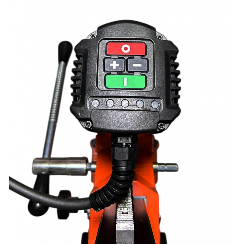 Бурильна установка BMK-202AC 4,2 кВт 658об/хв зі стійкою та нахилом 45° GTM