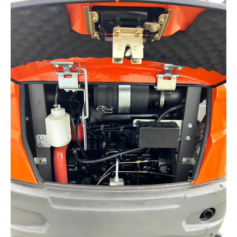 Миниэкскаватор гусеничный 1800кг/2,13м гл.копание/дизель 25л.с GTM