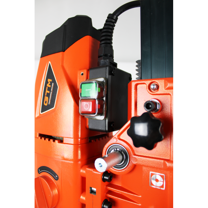 Бурильная установка GTM DK-250/2 4,8 кВт 500об/мин с вертикальной стойкой