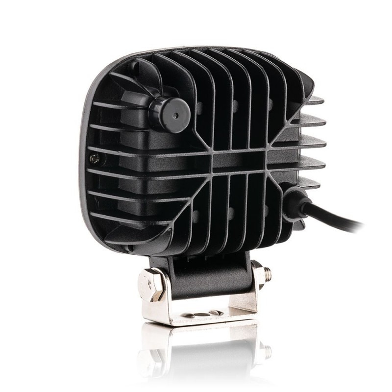 Фара светодиодная Leader PREMIUM 10-60V, 45W (3x15W), 4000Lm W/W