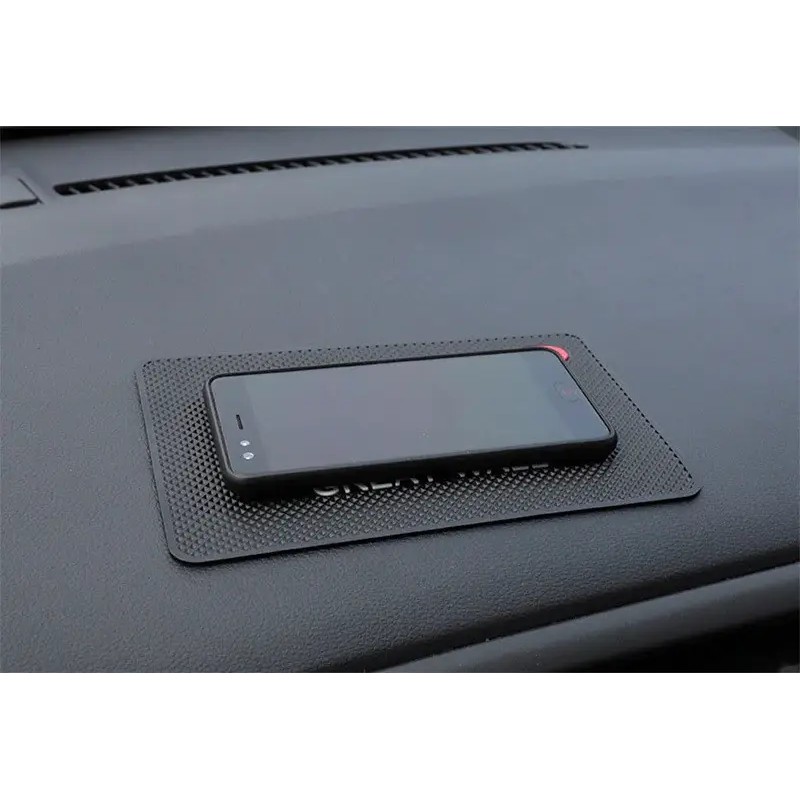 Антиковзаючий килимок на торпеду для автомобіля Daewoo