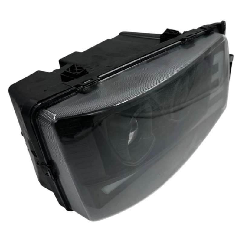 Светодиодная фара MAN TGX, TGL, TGS 60W ближний и дальний свет с ДХО 2 шт
