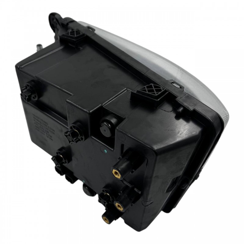 Светодиодная фара MAN TGX, TGL, TGS 60W ближний и дальний свет с ДХО 2 шт