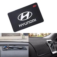 Антискользящий коврик на торпеду для автомобиля Hyundai