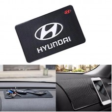Антиковзаючий килимок на торпеду для автомобіля Hyundai