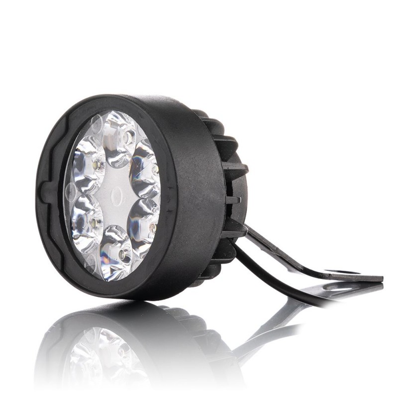 Светодиодная фара 104 10W дальний свет 24V 2 шт
